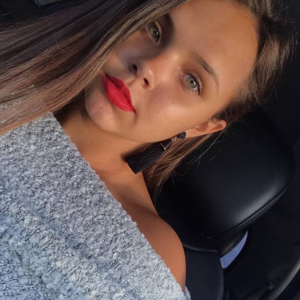 Meet your Posher, Sierra